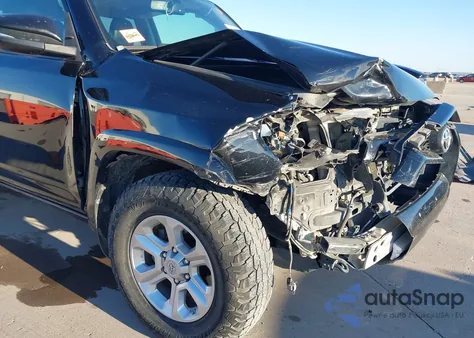 2018 Toyota 4Runner Sr5 Premium z USA, uszkodzony, nr VIN JTEZU5JR9J5169195